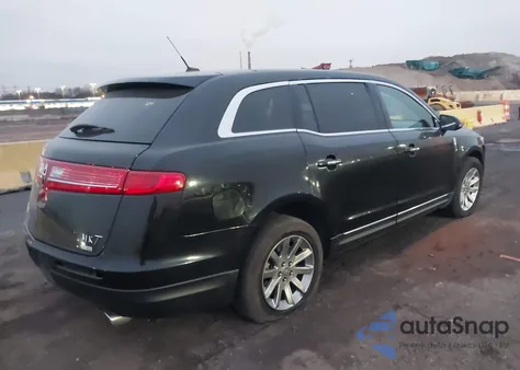 2019 Lincoln Mkt Livery z USA, uszkodzony, nr VIN 2LMHJ5NK1KBL04429